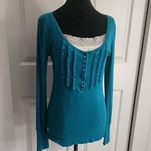 Original Aeropostale Y2K Ruffle Bodice Henley/Bella Swan